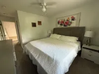 Convenient location and clean home Hotels near The Buffalo Bill Museum and Grave