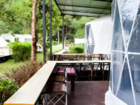 อินทนนท์ เมาเท่น แคมป์ โรงแรมในอำเภอ จอมทอง