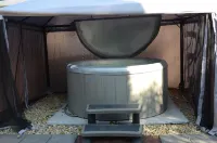 Unique Airstream stay w/ hot tub, 1 bd/1ba, WiFi, AC in lovely Concord CA