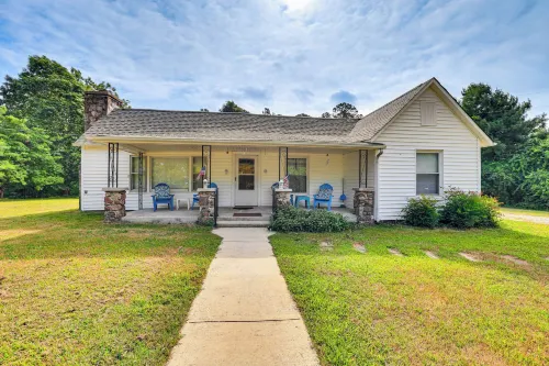 Historic Hawkins House Located on Sewanee Campus - Wifi