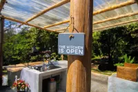 Malaya Lodge⎯ Romantic off grid cabin near Panama City