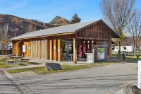 Hampshire Holiday Parks - Arrowtown Hotel a 