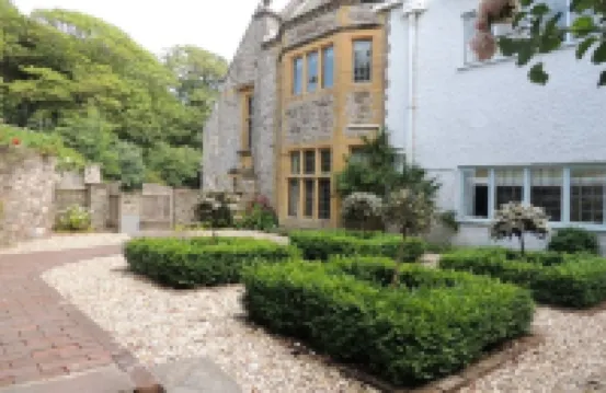 Luxurious apartment at Pickwell Manor with large amount of space for 9 people