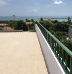 Penthouse with pool and wide sea view! Hotel di Conde