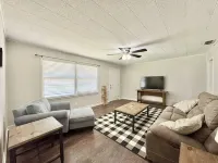 Charming 3-bedroom house on quiet street in delightful Kilgore