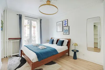 Modern apartment - 2BDR/6P - Paris 14e Hotels in Paris