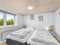 "Anneke" - 1.3km from the sea