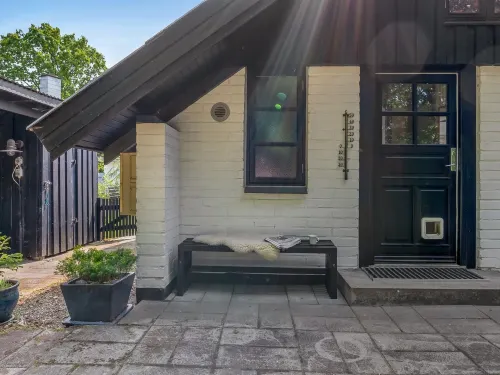 "Armgard" - 600m from the sea