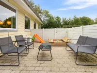 "Viljo" - 30km from the Sea - parking