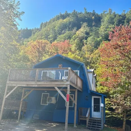 Humphreys Ledge Adventure with Hot Tub, Arcade & Games Galore! 5 Minutes to Town