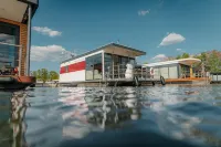 Hausboot am Prerauer Stich in Zehdenick Hotels in Zehdenick