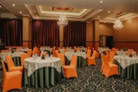 Hotel Grand Q Gorontalo Hotels in Batudaa Pantai