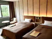 Tsurumai Moon Lake Hotel Hotels in Ichihara