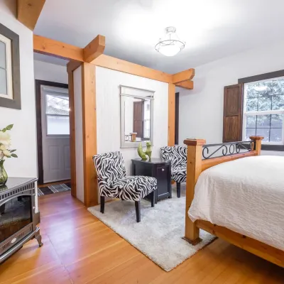 Bramblebank Cottages Hotels near BC Sportfishing Group