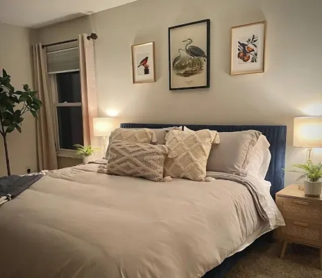 Private St Peters Home Patio Pool Table Hotels in O'Fallon