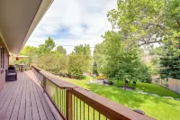 Modern Creekside Home 9 Mi to Downtown Denver - spa