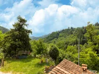 Holiday Home in Tuscany with Stunning Views