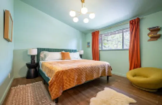 Palma Plaza Unit C