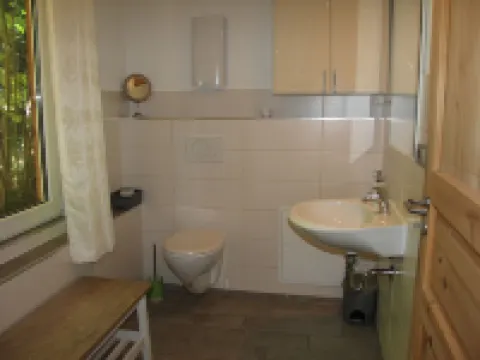 Modernly Furnished Bungalow with Fireplace, Surrounded by Greenery. Hotels in Friedrichroda
