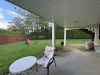 Spacious Family-Friendly Suite Near Cultus Lake with Private Entrance & Patio