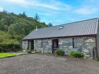 The Old Byre at Dallachulish. Hotels in Taynuilt