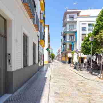 Exclusive apartment in Seville. San Vicente I Others