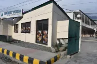 Tourist World Hotel & Restaurant