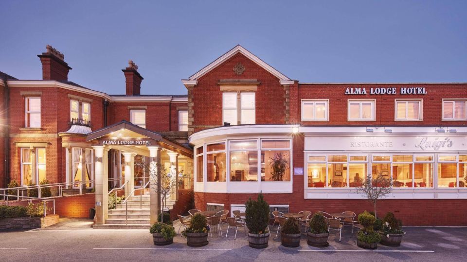 Alma Lodge Hotel