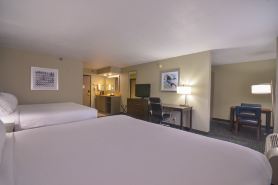 Holiday Inn Express & Suites FAYETTEVILLE-UNIV OF AR AREA by IHG
