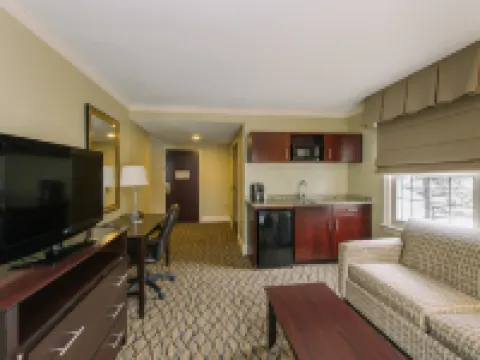 Holiday Inn Express & Suites MERRIMACK by IHG Hotels in Hillsborough County