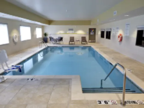 Holiday Inn Express & Suites TAHLEQUAH by IHG Hotels in Cherokee County