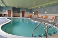 Holiday Inn Express & Suites SMITHFIELD - SELMA I-95 by IHG - Pools