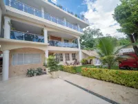 Fully Equipped New 3Br Apt–dt–2Mins to the Beach