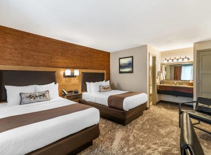 緬因州常青飯店，昇華飯店系列