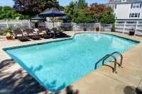 Port Inn and Suites Portsmouth, Ascend Hotel Collection - pantai