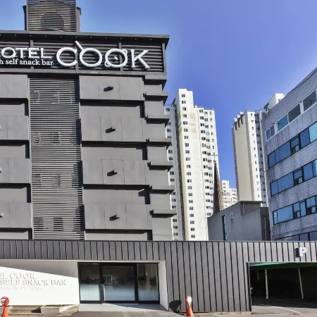 Wolgot Hotel Cook Отели рядом с достопримечательностью «Аутлет-центр Siheung Premium»