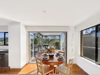 Fab 3-Bed Stay with Great Outdoors & Water Views