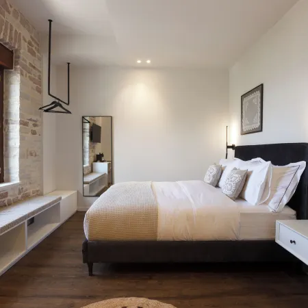 Stitch&Stone Suites
