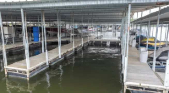 湖景公寓，帶兩個泳池和沙灘 - 家庭樂趣在21mm等你