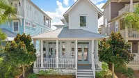 3 Ensuite Bedrooms, Porches & BBQ Near Inlet Beach 30A Ciel Bleu by Avantstay