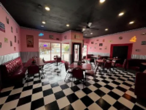 Bobbi's Classic Motel Hotels in Converse County