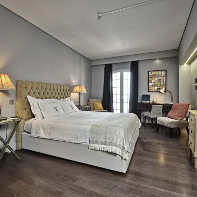 Lapa 82 - Boutique Bed & Breakfast Hotels near Principe Real