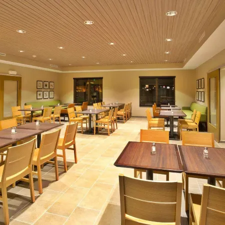 Country Inn & Suites by Radisson, Springfield Southeast