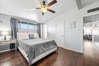 Eli Drive: Farmhouse Charm Meets Modern Luxury – Pool Included!
