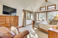 Luxurious Ski-in/Ski-Out Telluride Mountain Escape - spa