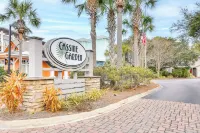 'Almond Grove Cottage' w/ Patio: Walk to Beach! - Badekar