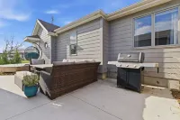 Cozy Lakeside Cottage for Families and Fun Seekers. Game room - Large Soaker Tub Hotels in Lewis