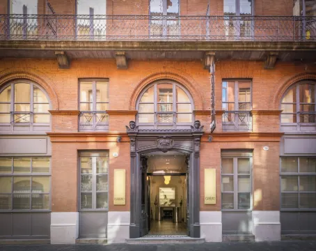 Le Grand Balcon Hotel