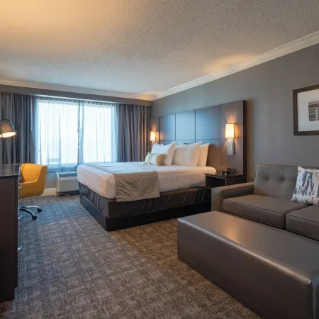 Cottonwood Airport & Expo Hotel Louisville