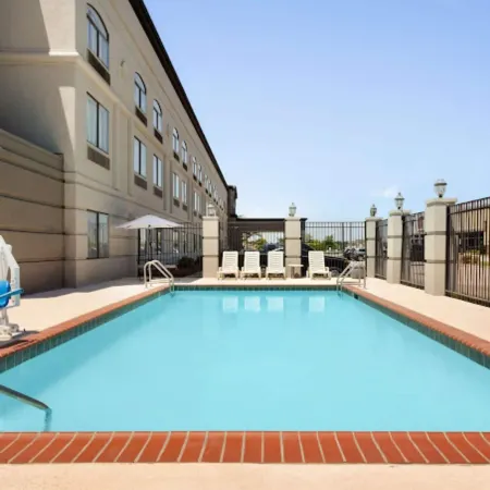 Townhome Inn & Suites by IHG